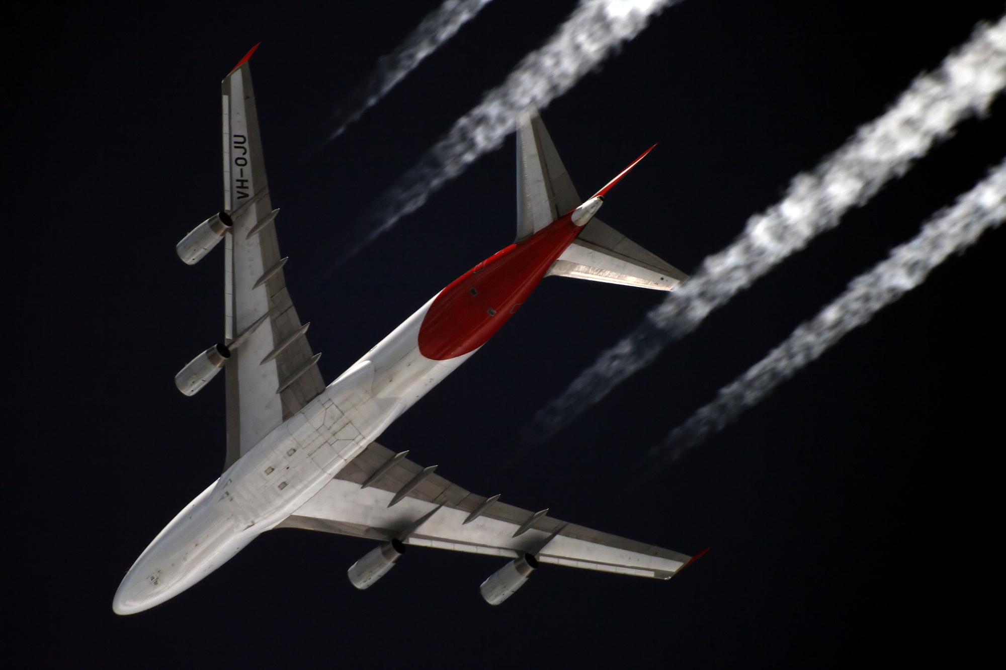 El aluminio se utiliza para producir aviones como este Boeing-747